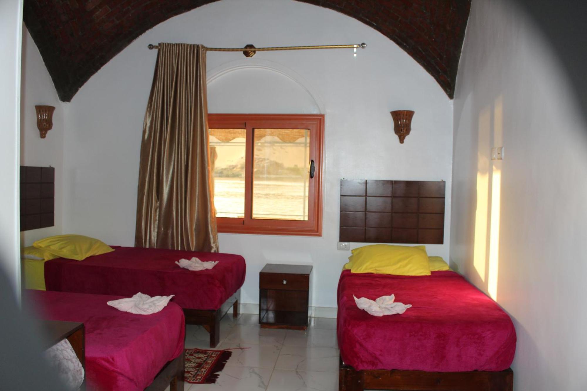 Nile View Guest House Aswan Buitenkant foto